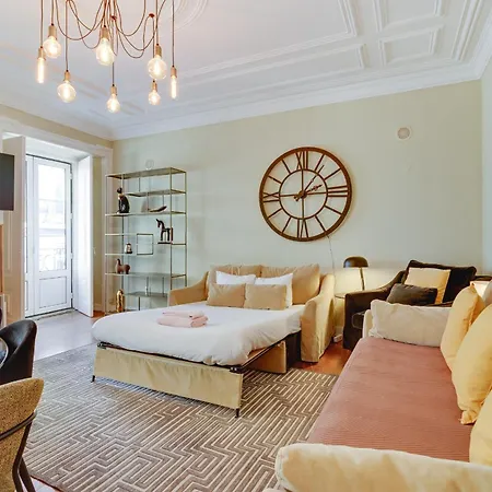 Charming 4 Bedroom In Chiado Apartamento *